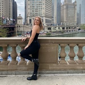 Meet your Posher, Ashley